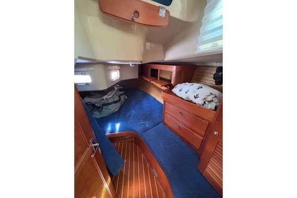 Blue Sky 40ft Sabre Yacht For Sale