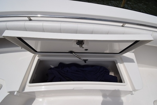 2012 Regulator 28