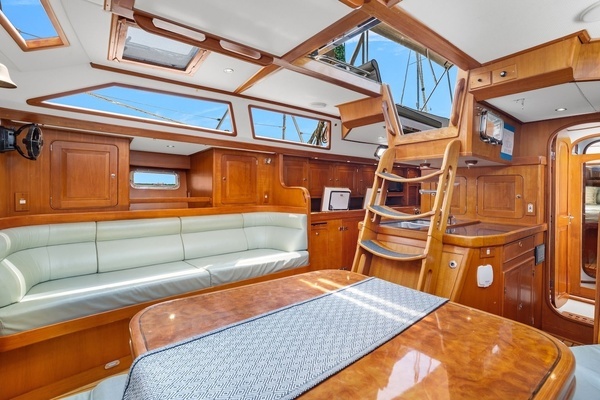 Hylas 54 Yacht For Sale