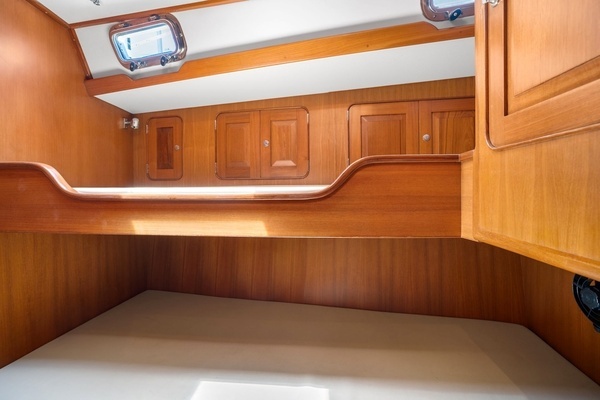 Hylas 54 Yacht For Sale