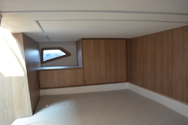 35ft NX Boats Yacht For Sale