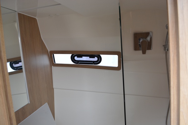 35ft NX Boats Yacht For Sale