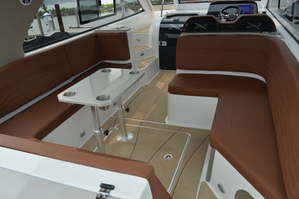 35ft NX Boats Yacht For Sale