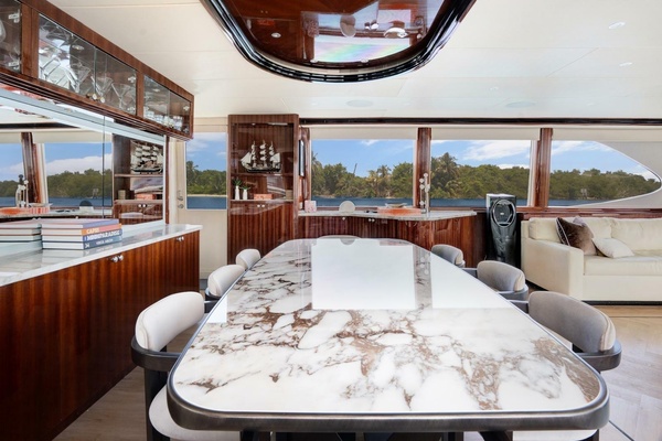 94ft Lazzara Yachts Yacht For Sale