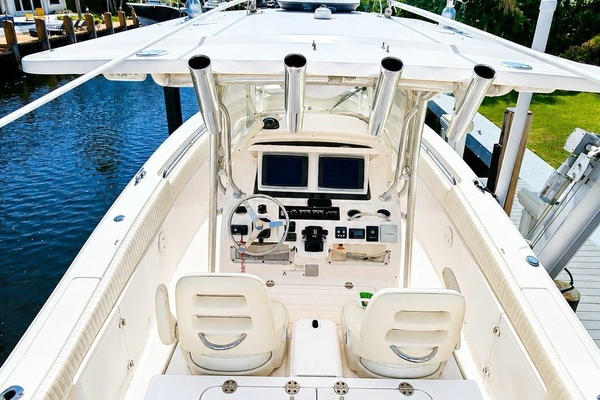 31ft Grady White Yacht For Sale