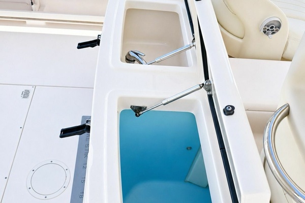 31ft Grady White Yacht For Sale