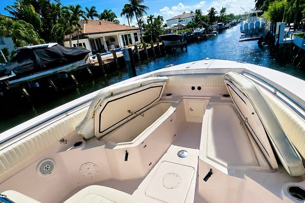 31ft Grady White Yacht For Sale