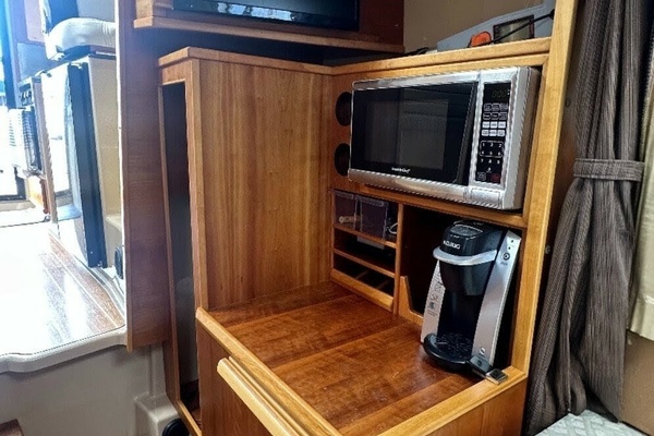 28ft Cutwater Yacht For Sale