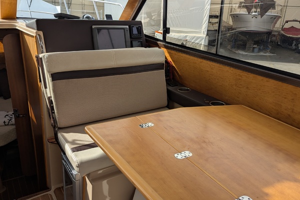 28ft Cutwater Yacht For Sale