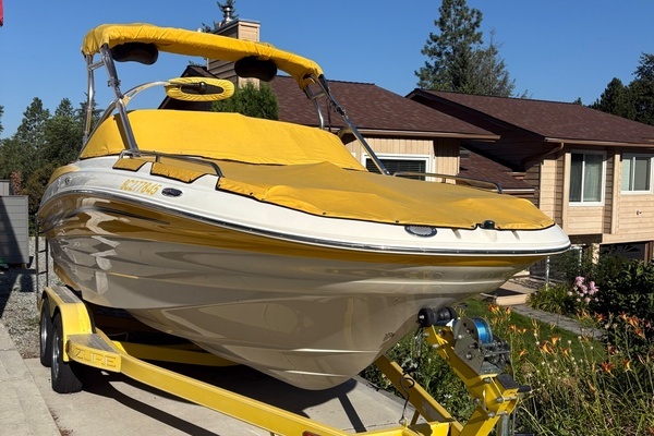 20-ft-Azure-2006-- VANCOUVER  Canada  yacht for sale
