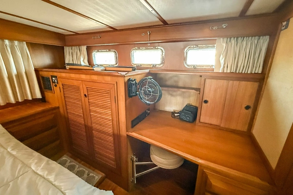2004 DeFever 49