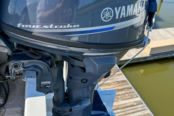 2004 DeFever 49