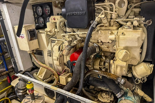 2004 DeFever 49