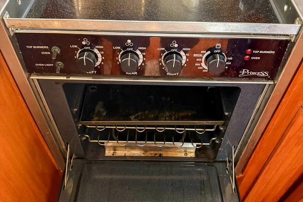 2004 DeFever 49