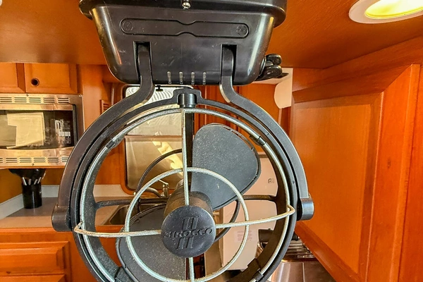 2004 DeFever 49