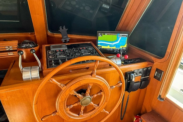 2004 DeFever 49