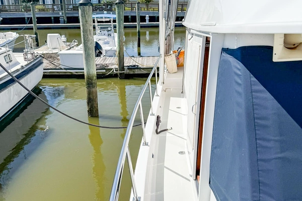 2004 DeFever 49