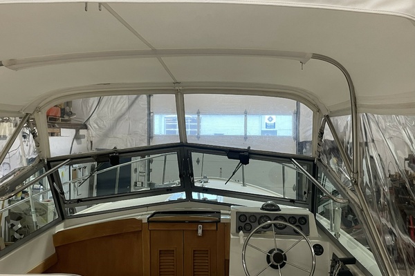 24ft Limestone Yacht For Sale