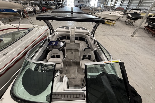 29ft Rinker Yacht For Sale