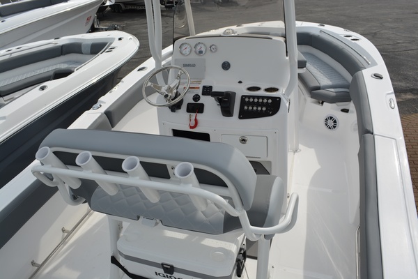 22ft NauticStar Yacht For Sale