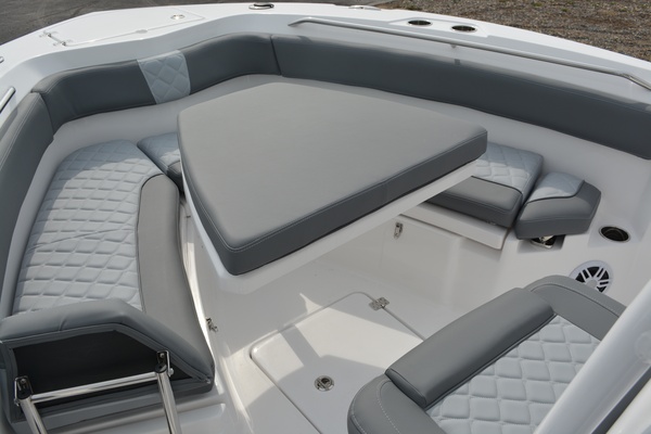 22ft NauticStar Yacht For Sale