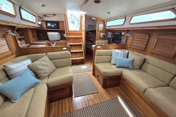 Sabre  Yacht For Sale