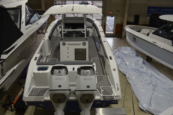 32ft NauticStar Yacht For Sale