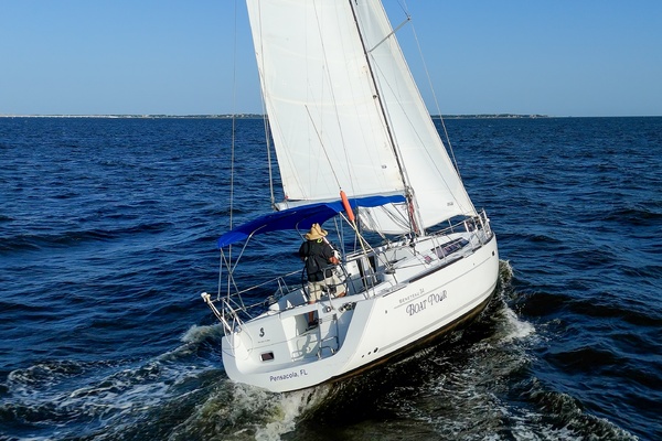 Boat Pour 34ft Beneteau Yacht For Sale