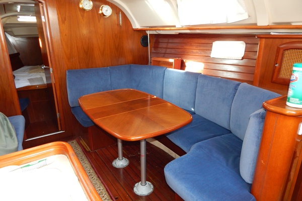 Utflykt 38ft Beneteau Yacht For Sale