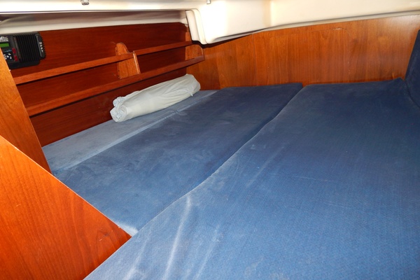 Utflykt 38ft Beneteau Yacht For Sale