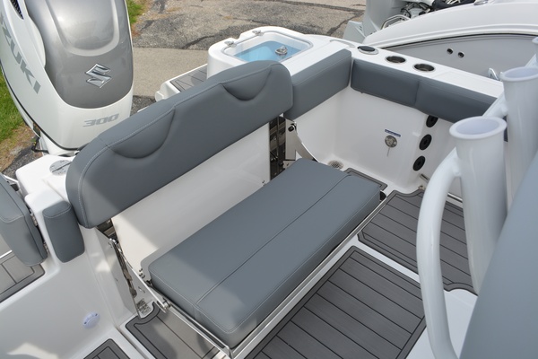 24ft NauticStar Yacht For Sale