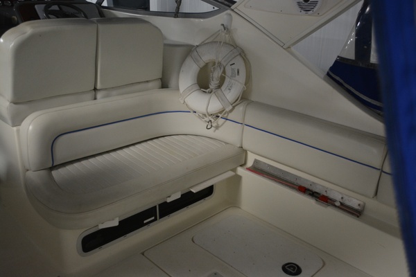 Lady G 30ft Bayliner Yacht For Sale