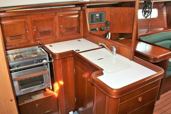 Knot Again 36ft Beneteau Yacht For Sale