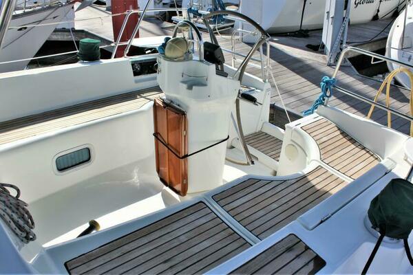 Knot Again 36ft Beneteau Yacht For Sale