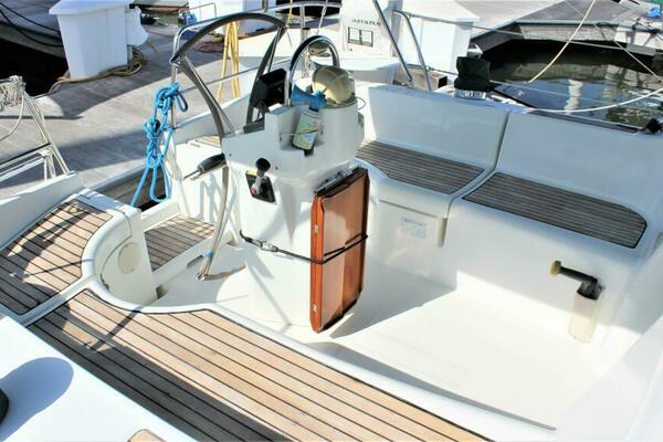 Knot Again 36ft Beneteau Yacht For Sale