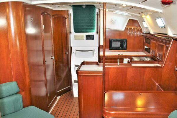 Knot Again 36ft Beneteau Yacht For Sale