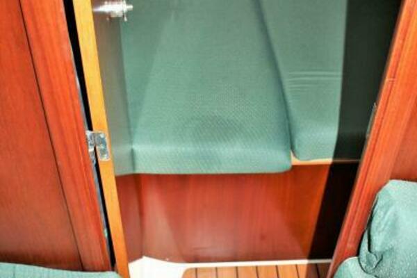Knot Again 36ft Beneteau Yacht For Sale