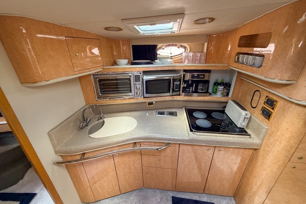 Bearacuda 45ft Sea Ray Yacht For Sale