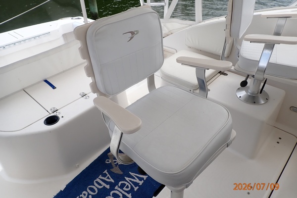 The O Klub 30ft Pursuit Yacht For Sale