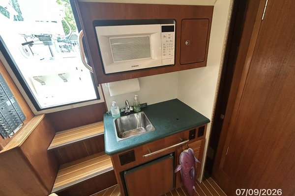 The O Klub 30ft Pursuit Yacht For Sale