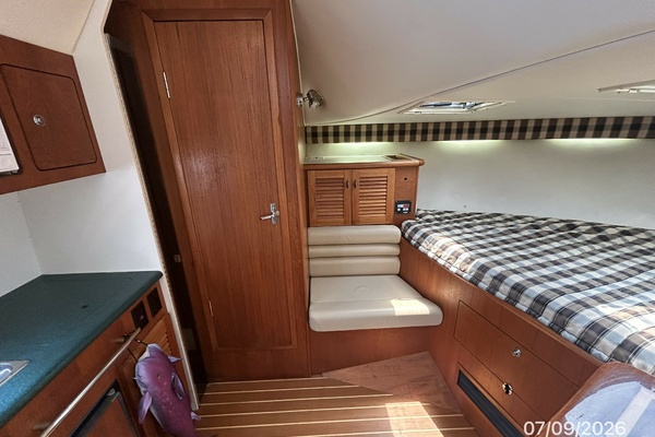 The O Klub 30ft Pursuit Yacht For Sale