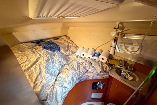 Tenacity 38ft Hunter Yacht For Sale