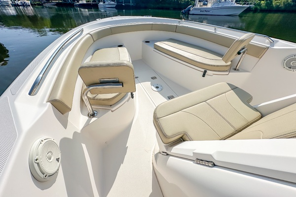 Earned Time 26ft Pursuit Yacht For Sale