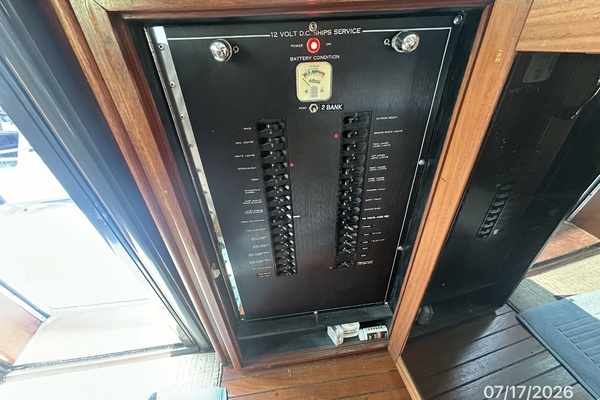 Overdraft 48ft Hatteras Yacht For Sale
