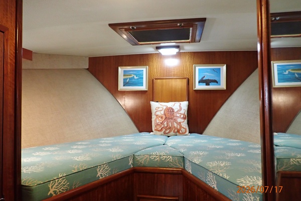 Overdraft 48ft Hatteras Yacht For Sale