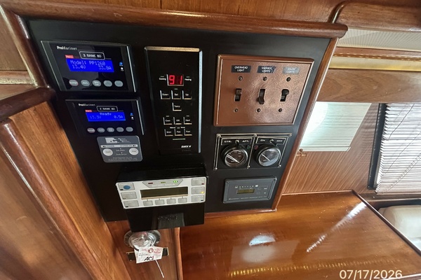 Overdraft 48ft Hatteras Yacht For Sale