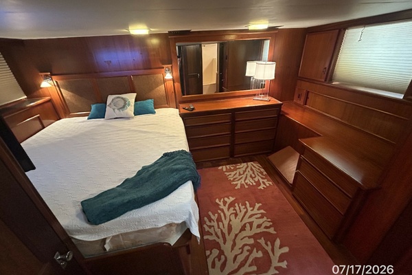 Overdraft 48ft Hatteras Yacht For Sale