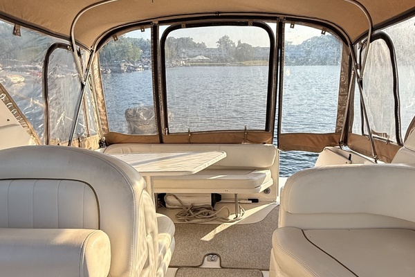MAKING MEMORIES 29ft Sea Ray Yacht For Sale