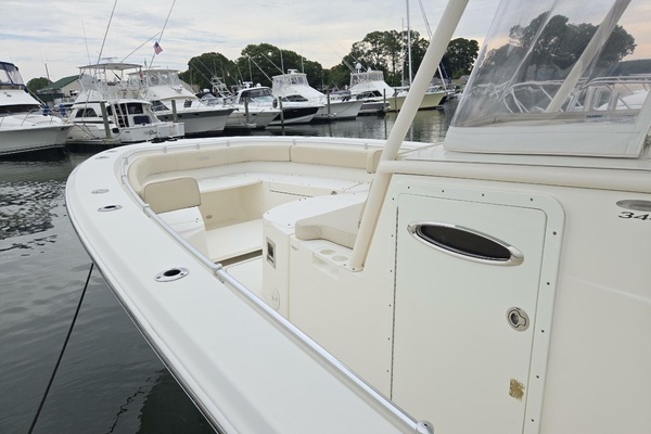 2014 Cobia 35