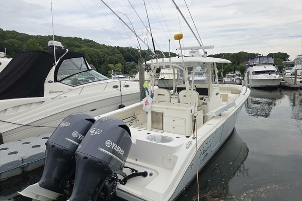2014 Cobia 35